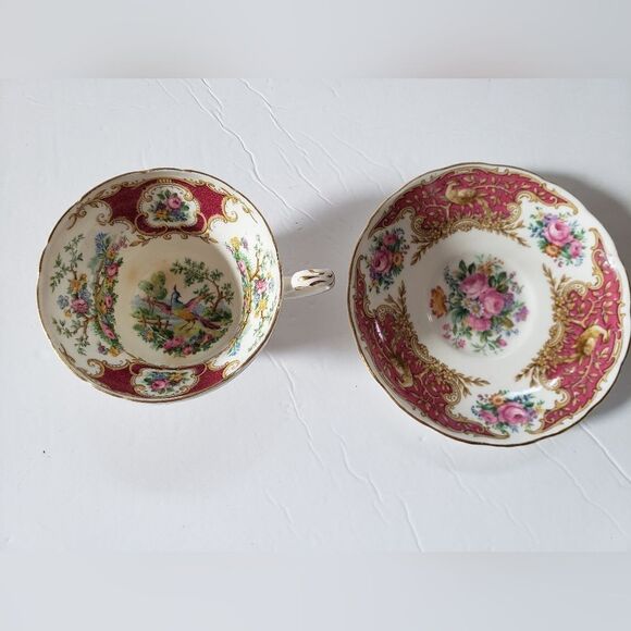 Foley Teacup & Saucer - Picture 4 of 10